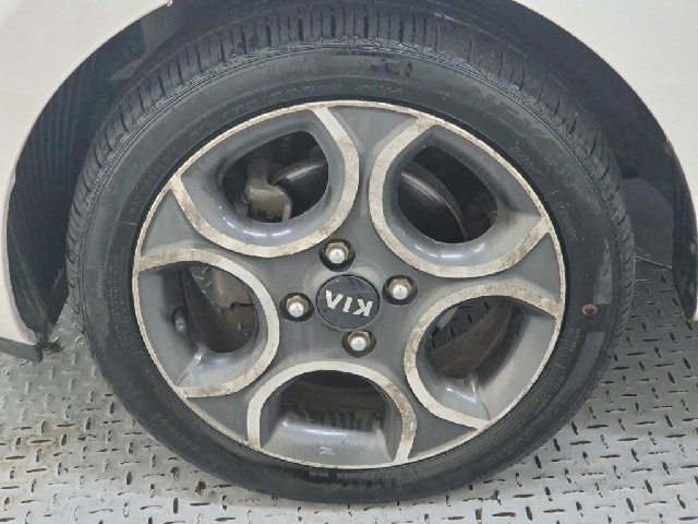 6041500835R16.jpg