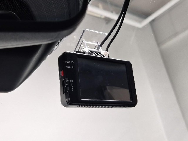 6031003349R16.jpg
