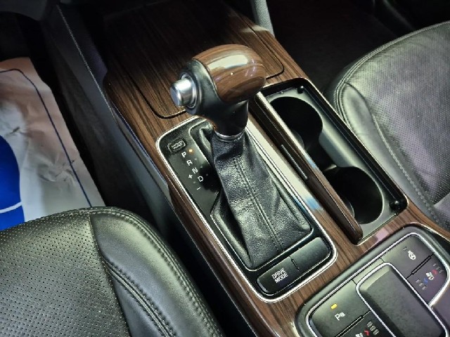 6041501184R8.jpg