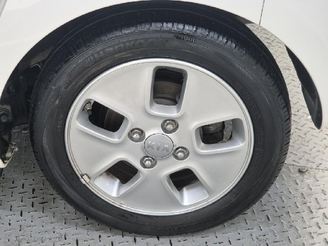 6051500456R18.jpg