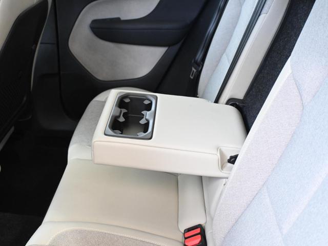 ce38a90edd432646e6e065f6197bc3b8.jpg