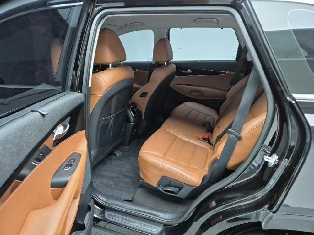 5041000697R12.jpg