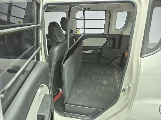 5061001137R12.jpg