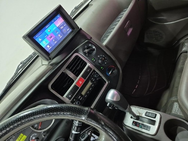 6091000528R9.jpg