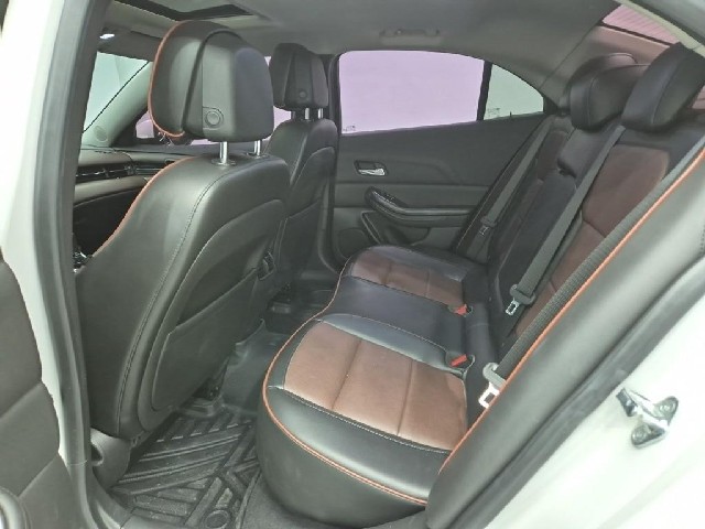 6091001833R12.jpg