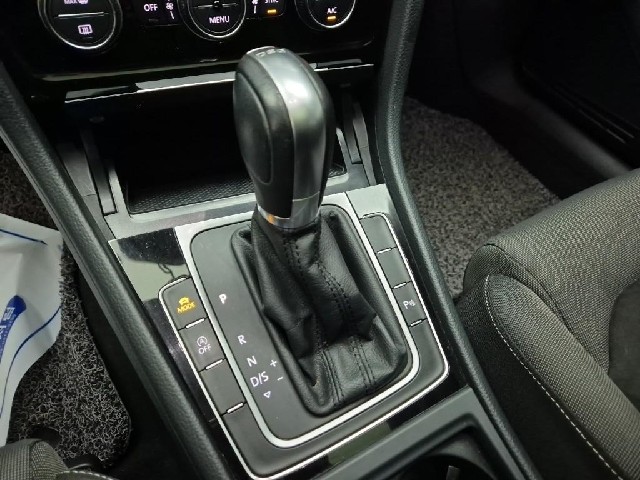 5111001980R8.jpg