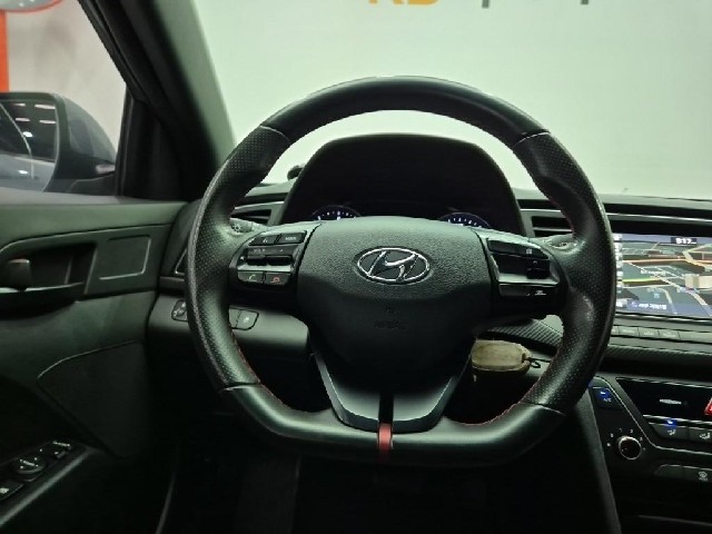 6081502015R9.jpg