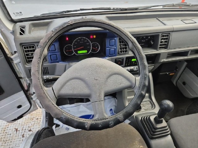 6081500992R8.jpg