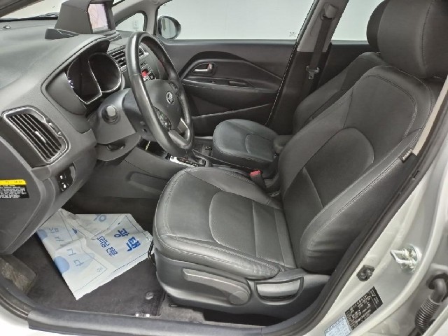 5121000667R11.jpg