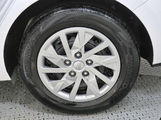 6081501454R19.jpg