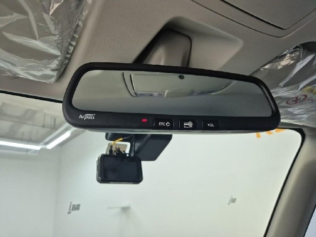 6051500004R16.jpg