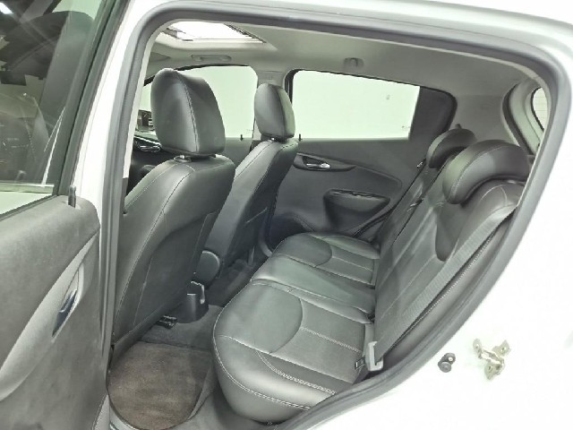 6091000867R12.jpg