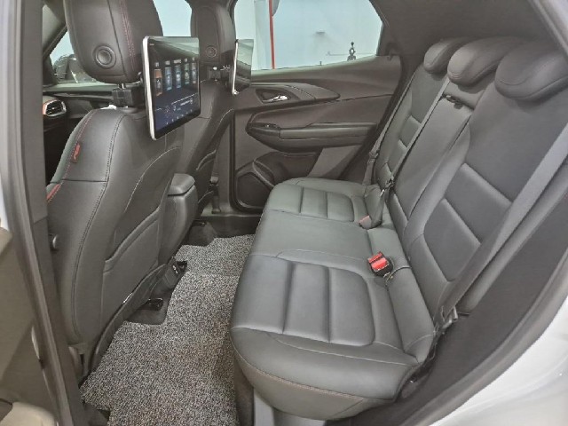 6091500826R12.jpg