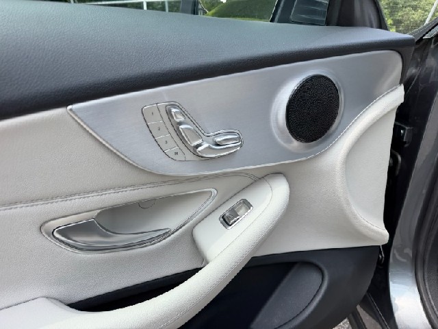 daf9c09d50a5bf2e5f8de881bf104d8b.jpeg