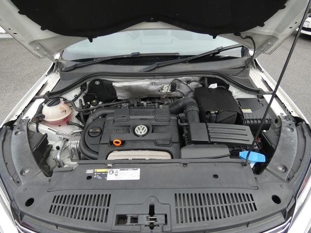 0520246A30261006W00118.jpg