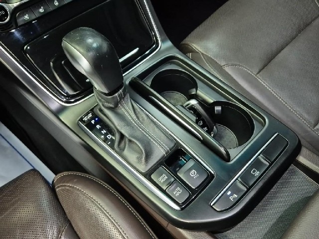 6051500874R8.jpg