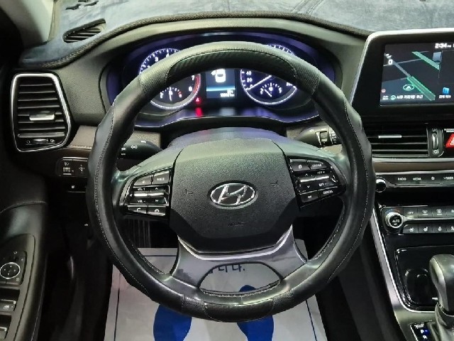 6051500874R9.jpg