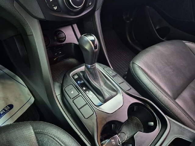 6051501715R8.jpg