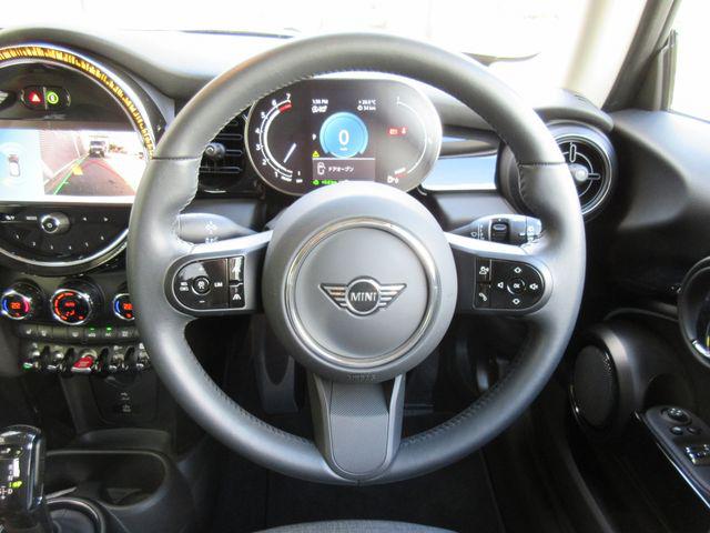6fcfe2164e46ebd915f9380507bcd8e1.jpg