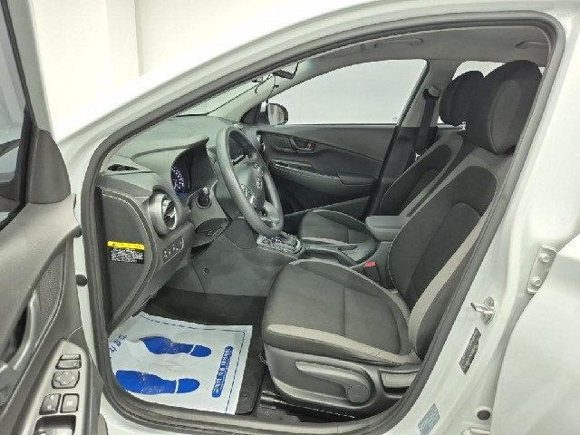 6061000833R11.jpg