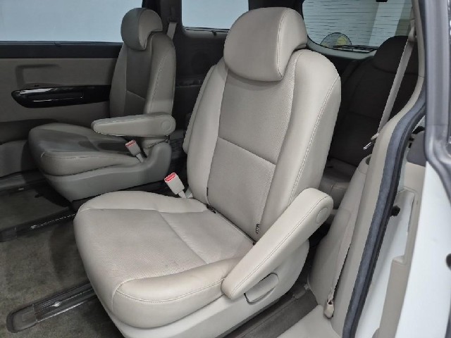 6061500635R12.jpg