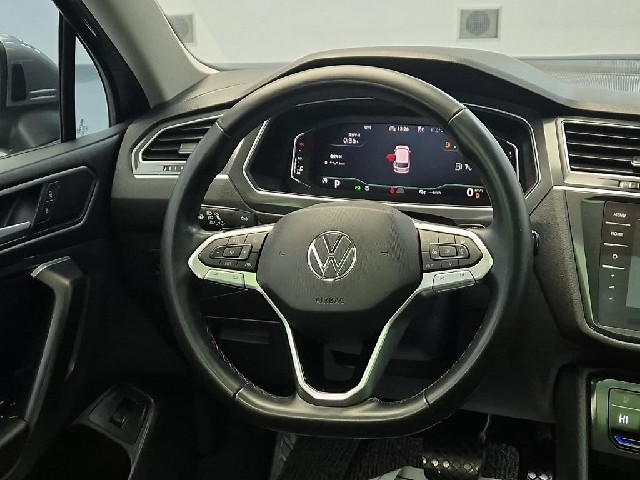 6031501897R9.jpg