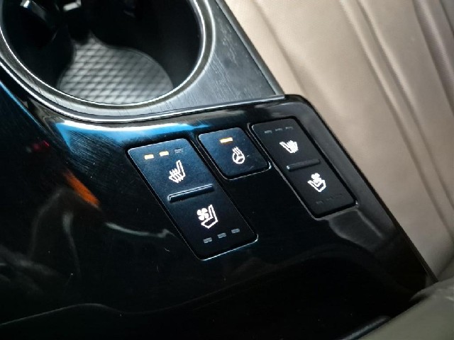 5121002202R18.jpg