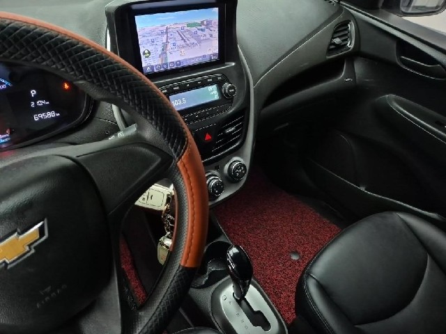 6011000605R10.jpg