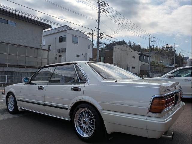 1002002A30240909W00204.jpg