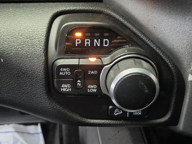 6031502136R8.jpg