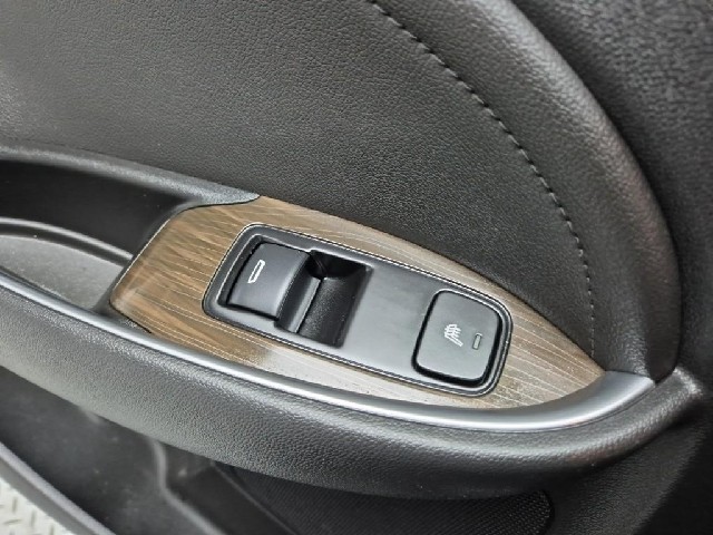 6031000327R18.jpg