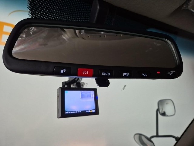 6011001476R15.jpg