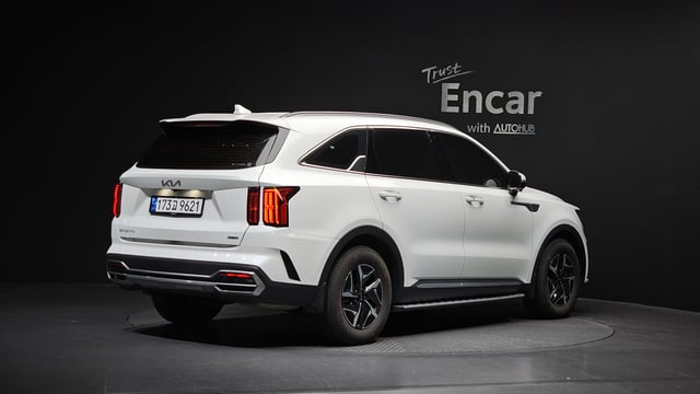 9e21e056b916e55f3c5ddbe3a7227a81.jpeg