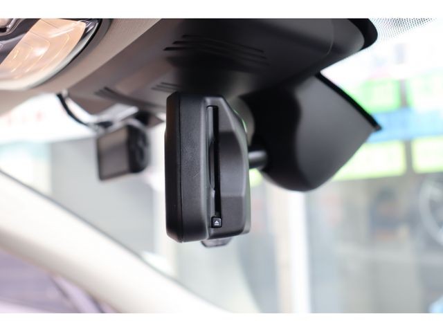 db9eac78c1179d5fabb7af57be6ebe41.jpg