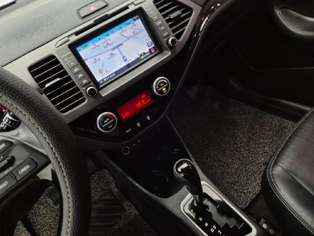 6051000247R10.jpg