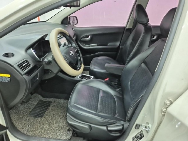 6051000247R11.jpg