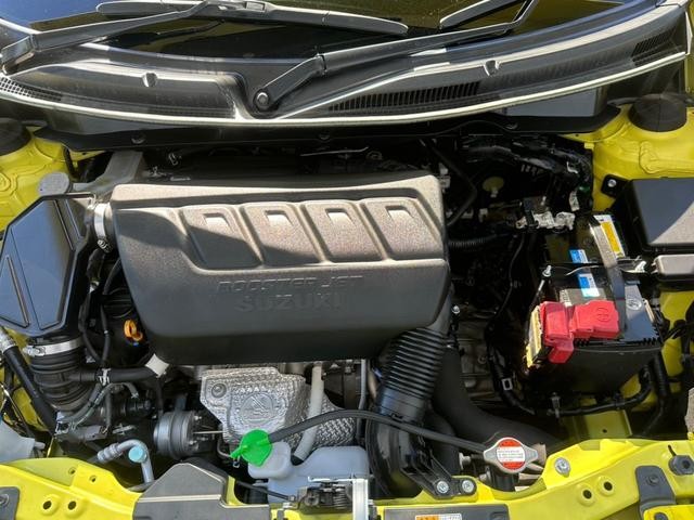 0561562A30261011W00116.jpg