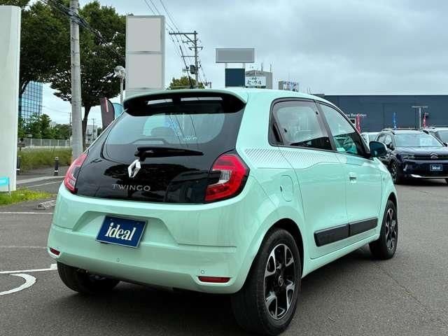 84769e302dd6aa6333ee779f3413f126.jpg