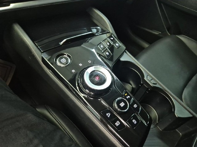 6081500891R8.jpg