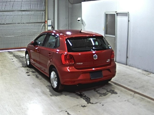 6f78d3bf7388fca1fa40910cf0515ef9.jpg