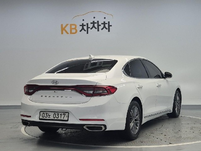 6051500566R3.jpg