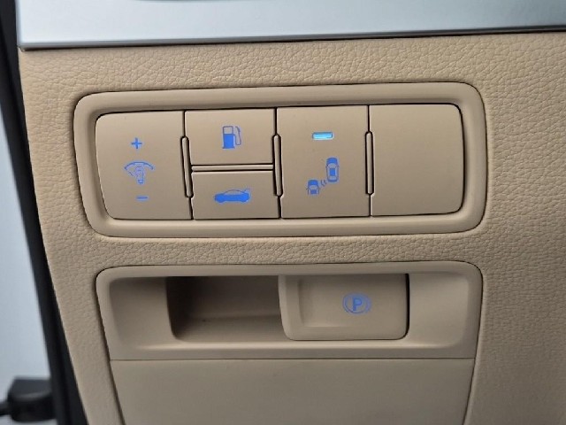 6051501593R17.jpg