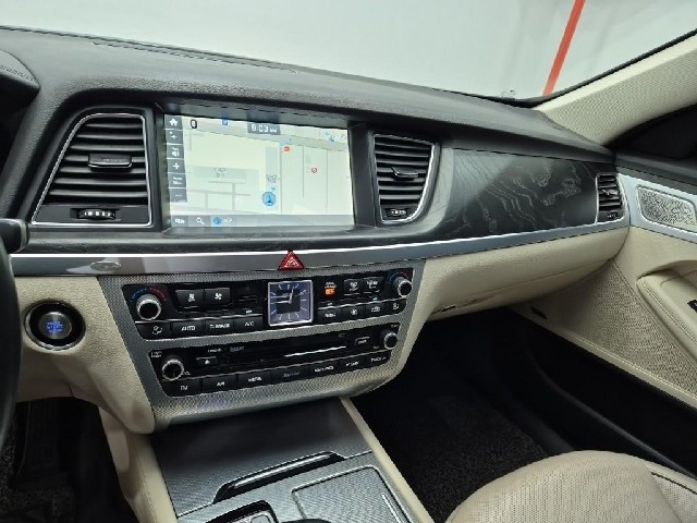 6081001985R10.jpg
