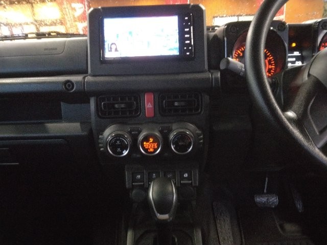 ee89896a010cc5c29b6a180e37865671.jpg