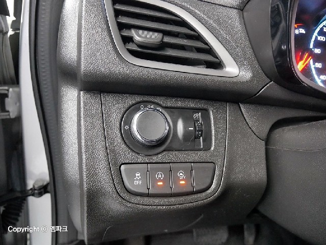 6041001799R13.jpg