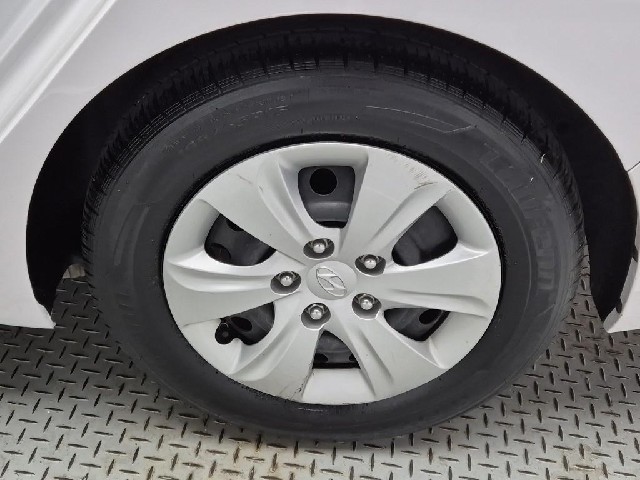 6041000898R20.jpg
