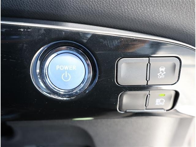 0200810A30261015W00115.jpg