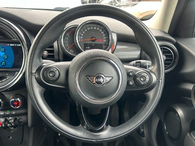 f526b224634af64baeb0ddf4e05fa371.jpg