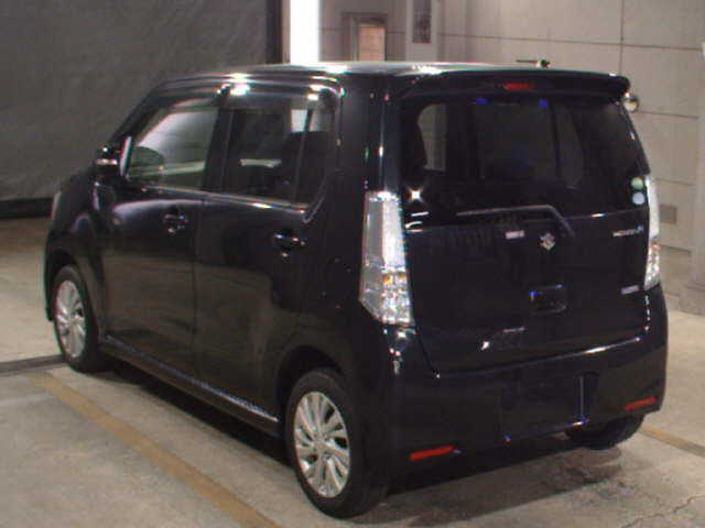 cb7532e4a4fc63a8e297f4ee68b45287.jpg