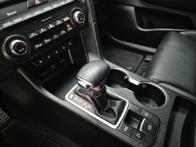 6041000781R8.jpg